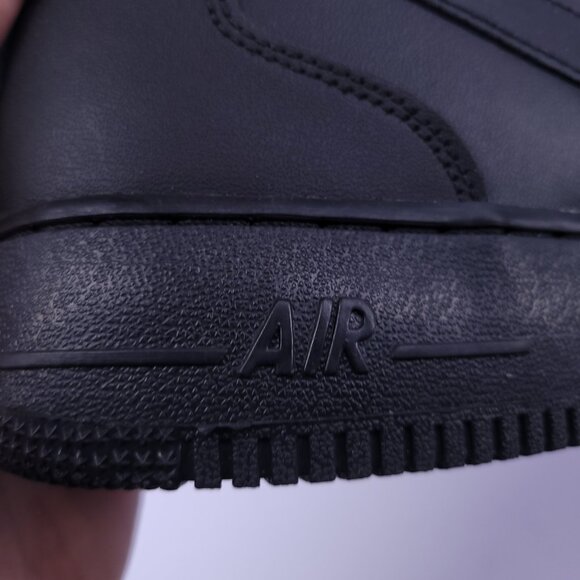 Nike Air Force 1 Mid '07 Black Leather Sneakers Size 11 CW2289-001 - Picture 12 of 16